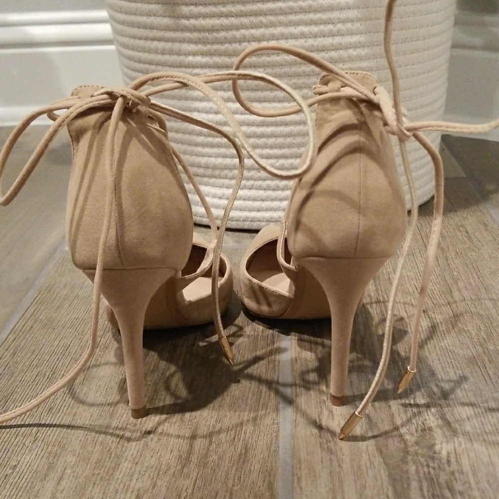 Lulus heels - Picture 3 of 4